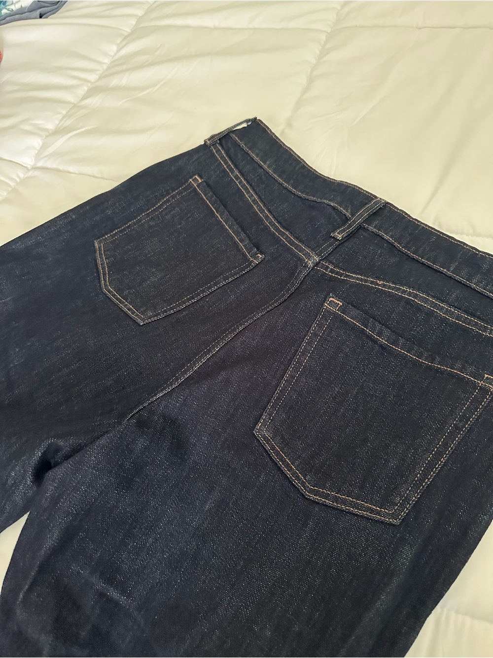 Old Navy Women’s Straight Jeans in Dark Blue Denim secret smooth pockets - Picture 4 of 4
